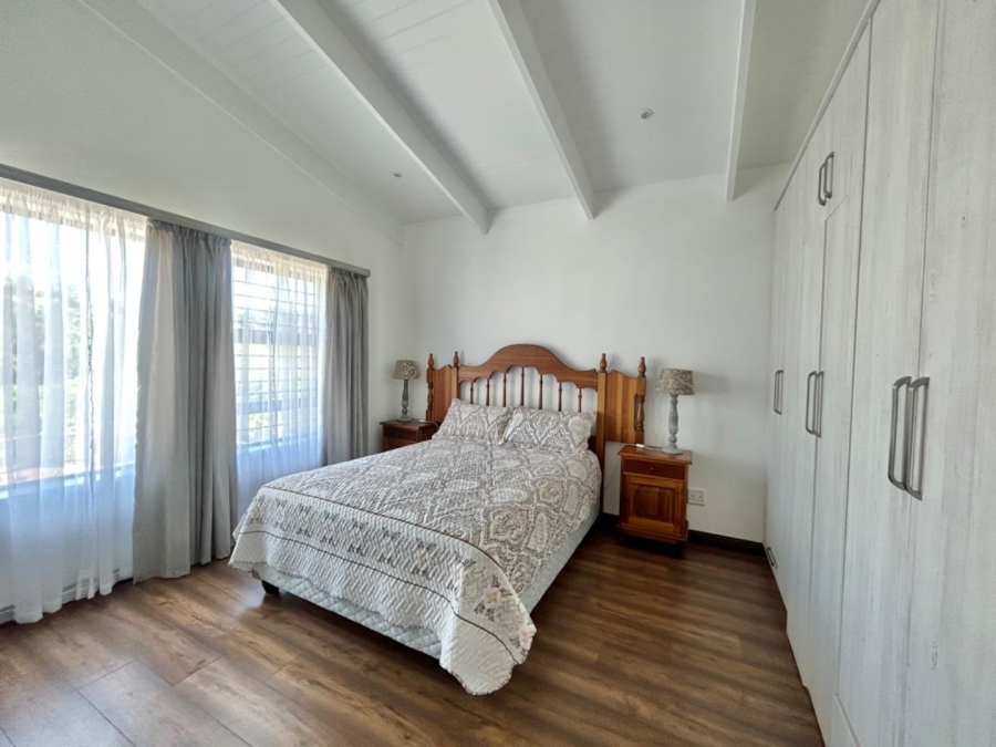 4 Bedroom Property for Sale in Noorsekloof Eastern Cape